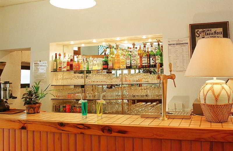 Hotel Restaurant Les Falaises 부지스 레스토랑 사진
