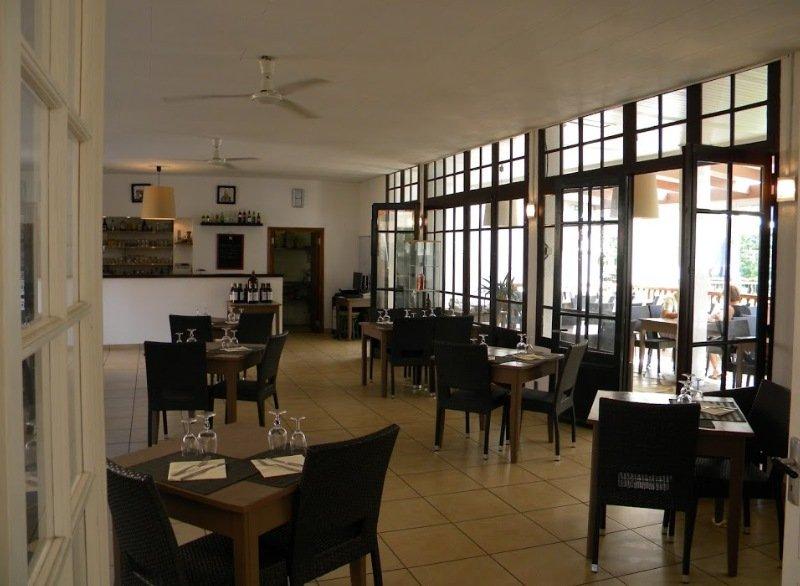 Hotel Restaurant Les Falaises 부지스 외부 사진