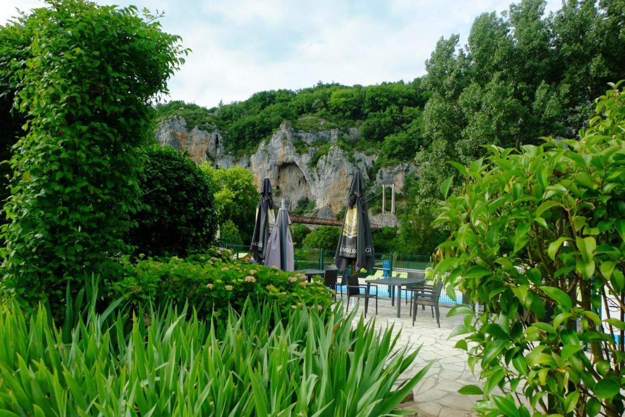 Hotel Restaurant Les Falaises 부지스 외부 사진
